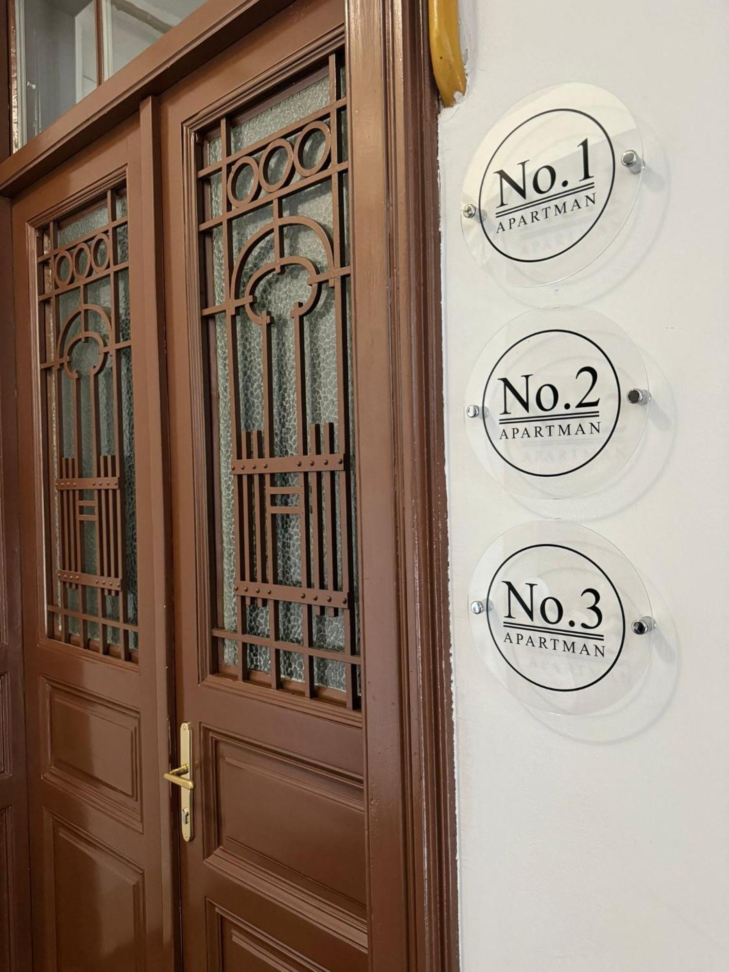 No. 2 Apartma *